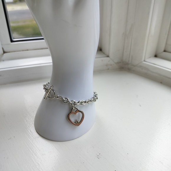 7" Sterling Silver Toggle Bracelet W/Heart Chaped Charm Women's - Picture 8 of 8